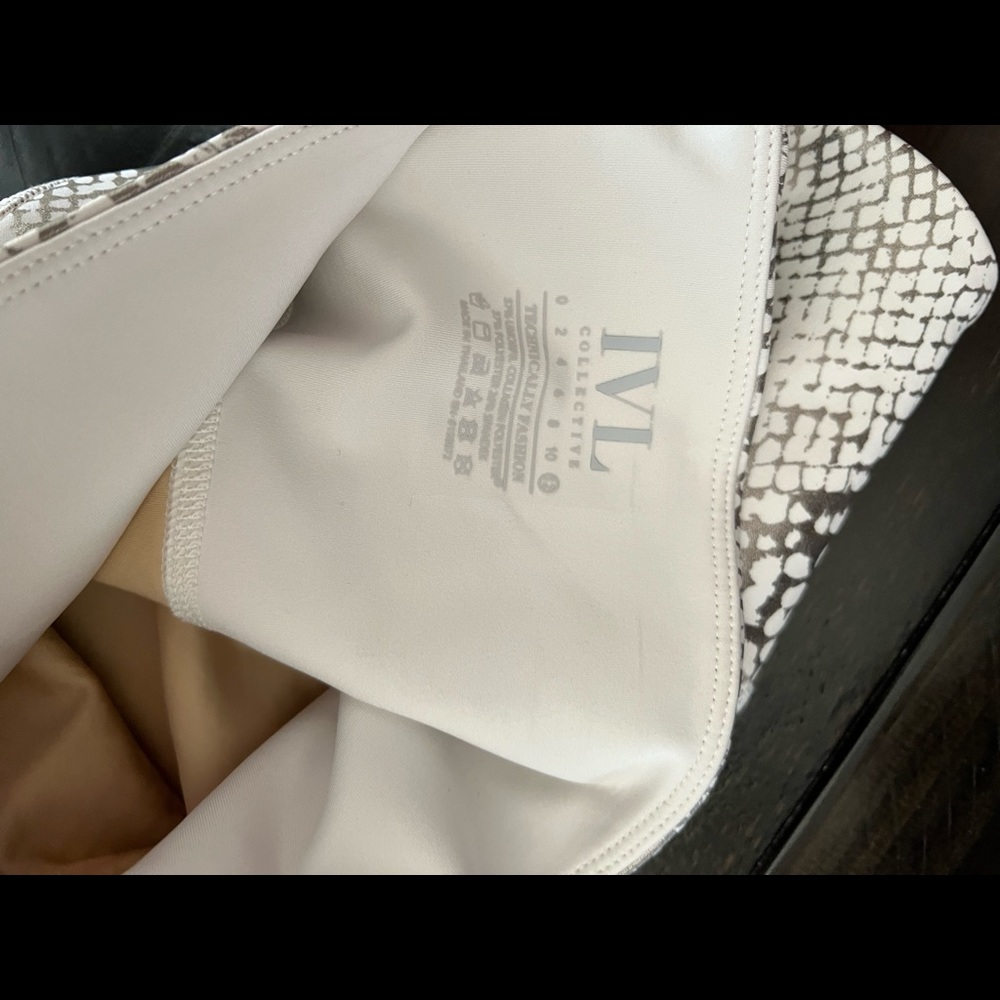 IVL white snakeskin leggings